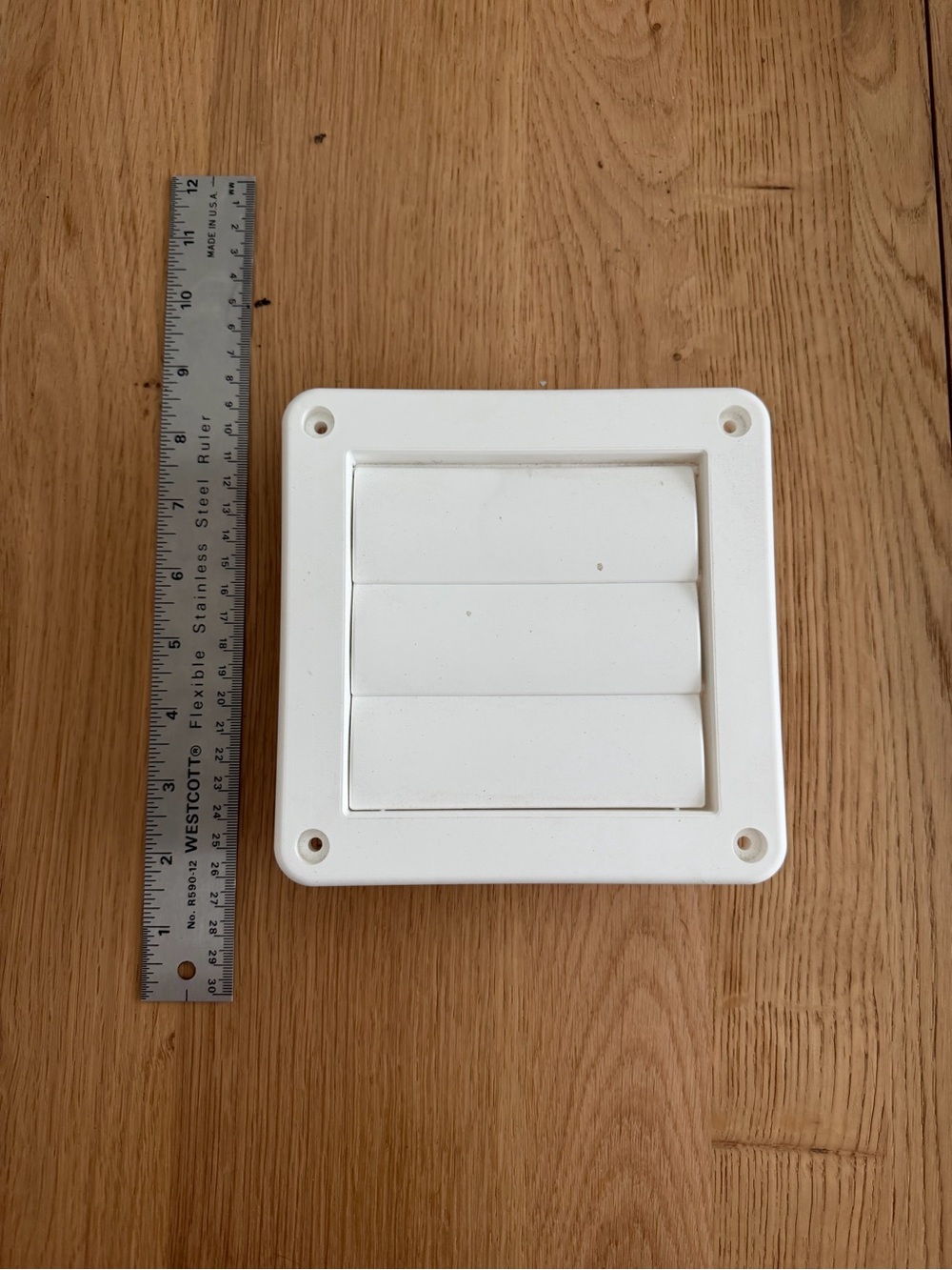 4" Louvered Vent Cap